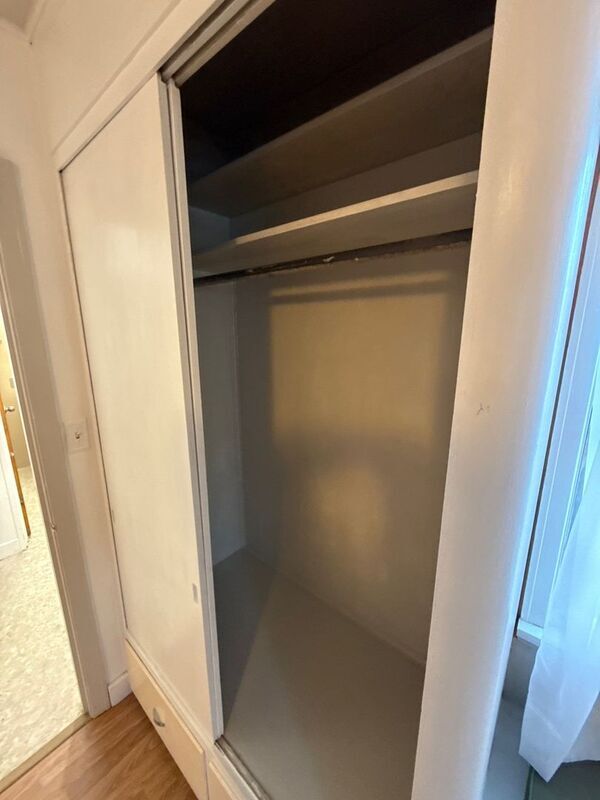 Building Photo - 1947 Marion St SE