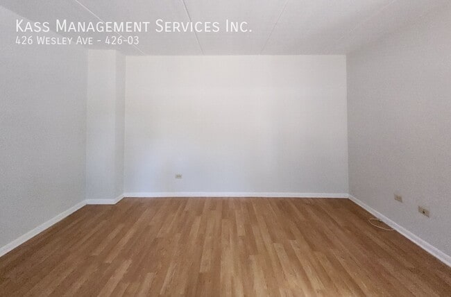 Building Photo - 426 Wesley Ave