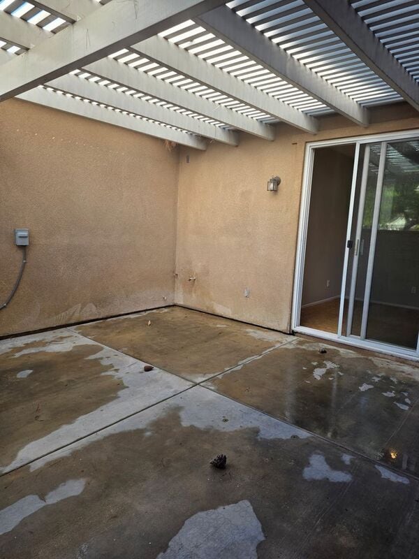 Building Photo - 28958 Newport Rd