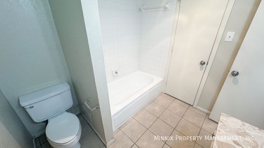 Building Photo - 1301 80th St