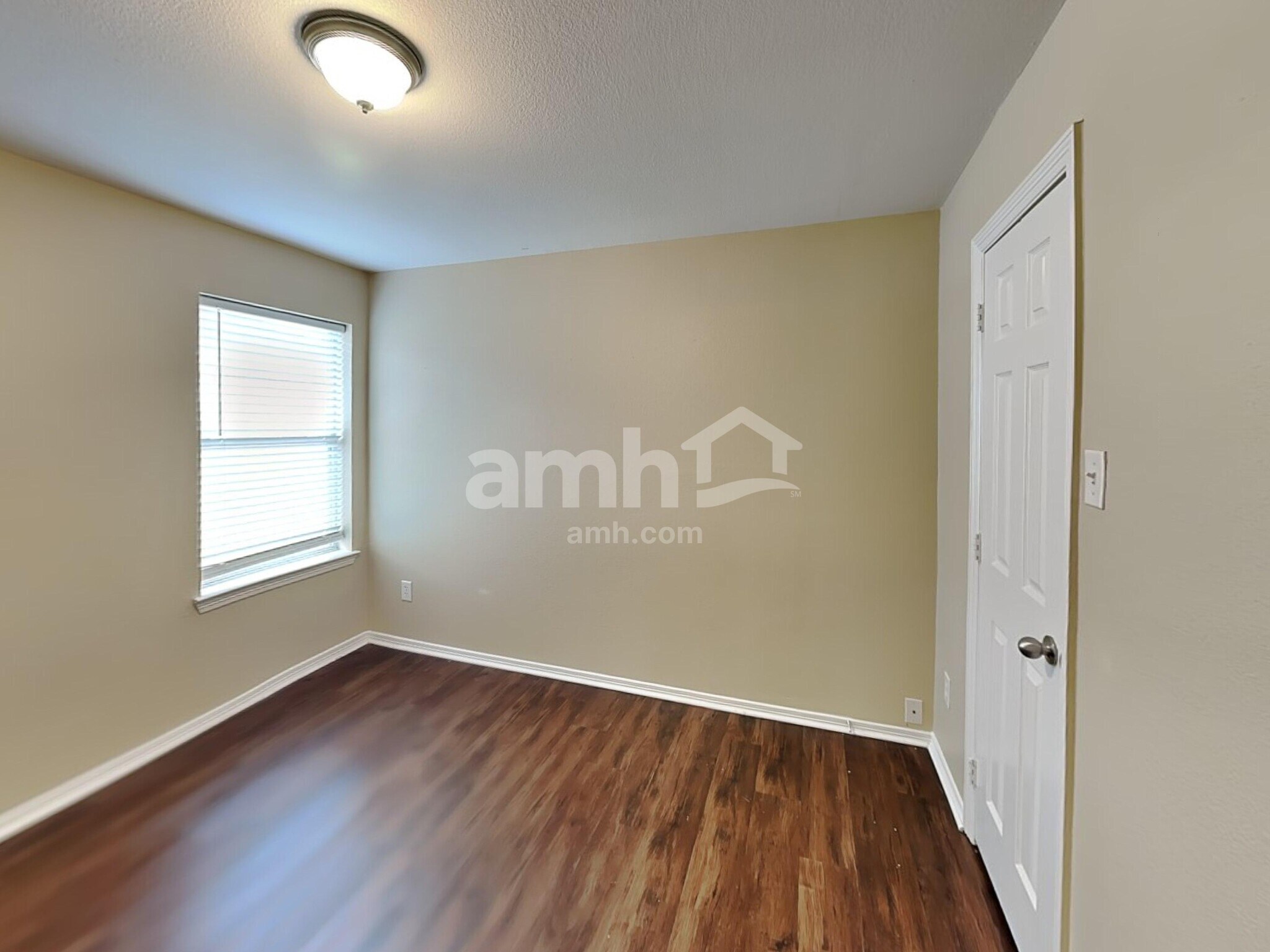 Building Photo - 4807 Chase Court Dr