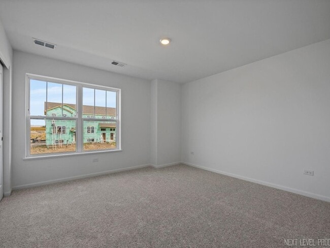 Building Photo - 25715 W Yorkshire Dr