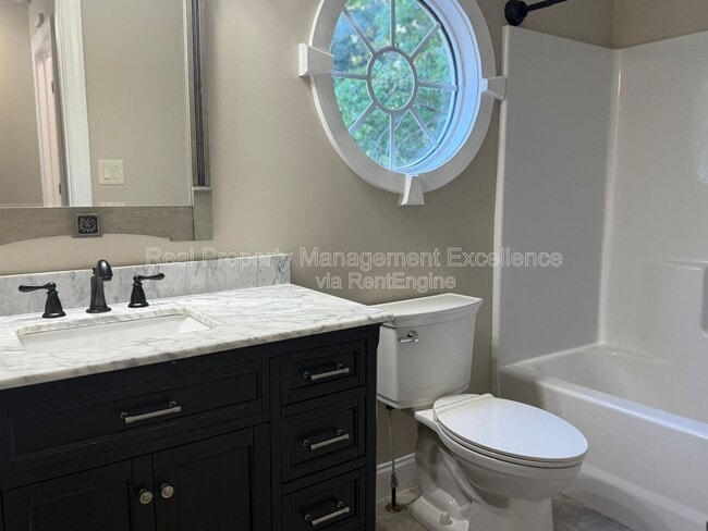 Building Photo - 4261 Dalcross Rd