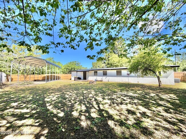 Building Photo - 8264 Devoe St