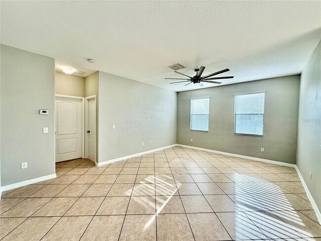 Building Photo - 13242 Wellington Hills Dr