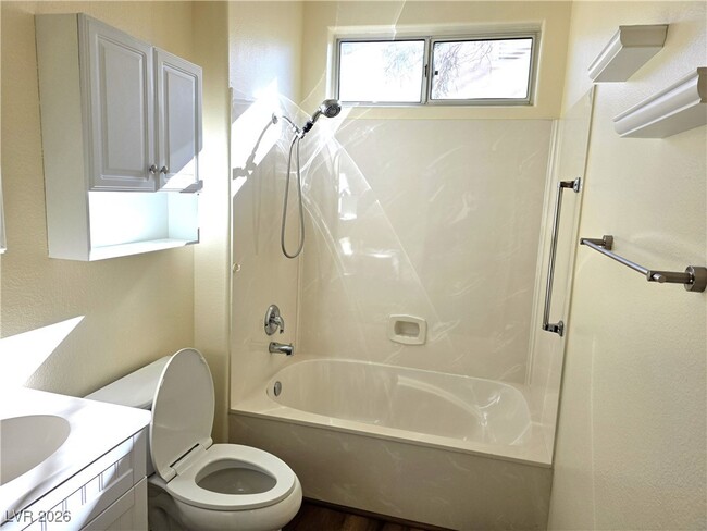 Building Photo - 2545 Springville Way