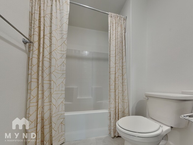 Building Photo - 3534 Alpheus River Ave