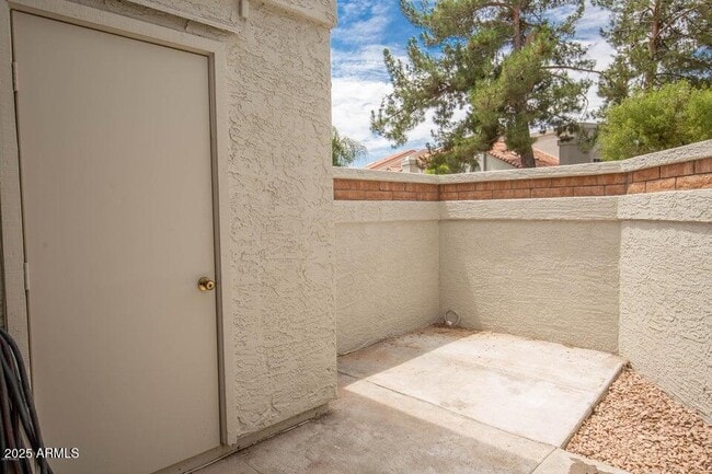 Building Photo - 1717 E Union Hills Dr