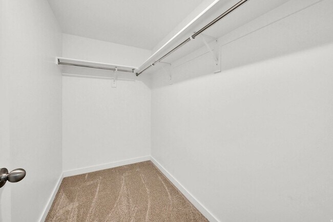Building Photo - 2147 Kimber Ln