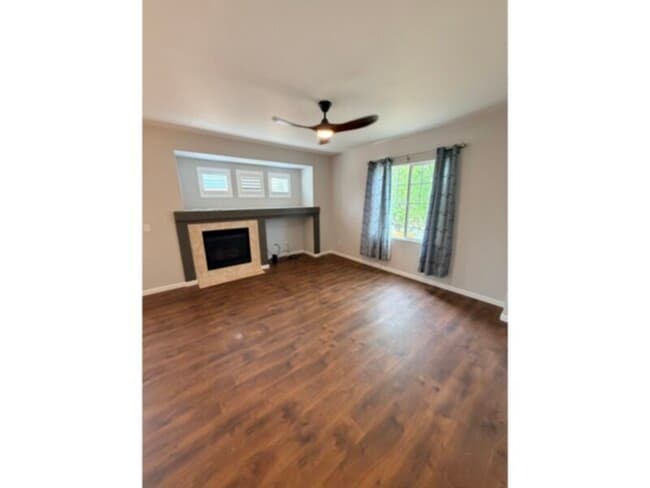 Building Photo - 10552 Vaughn Ct