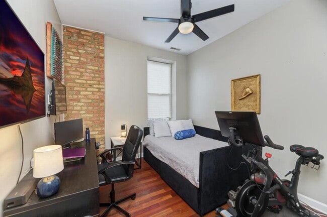 Building Photo - 6501 S Kimbark Ave