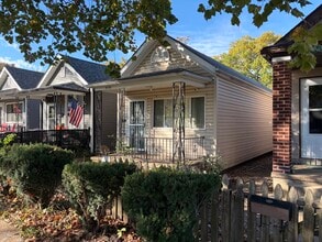 Building Photo - 5331 Arsenal St