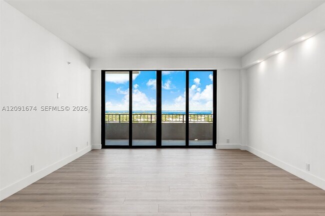 Building Photo - 251 Crandon Blvd