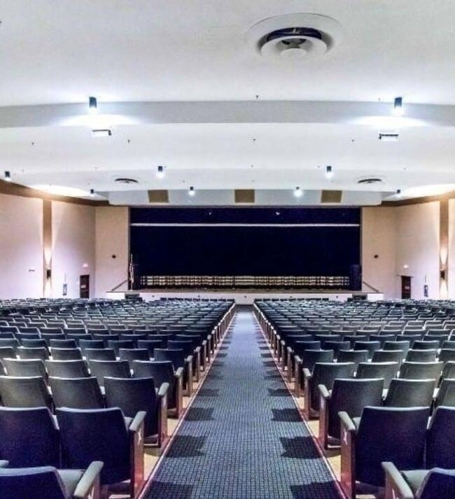 Building Photo - 37 Preston A