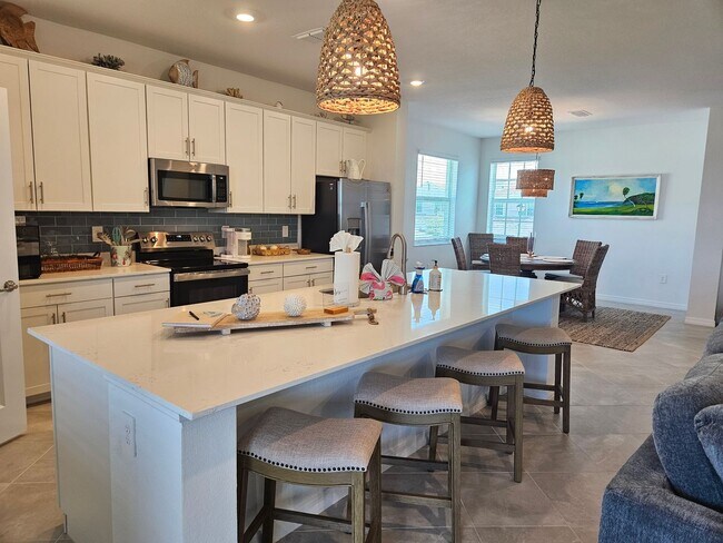 Building Photo - 12665 Radiance Ct