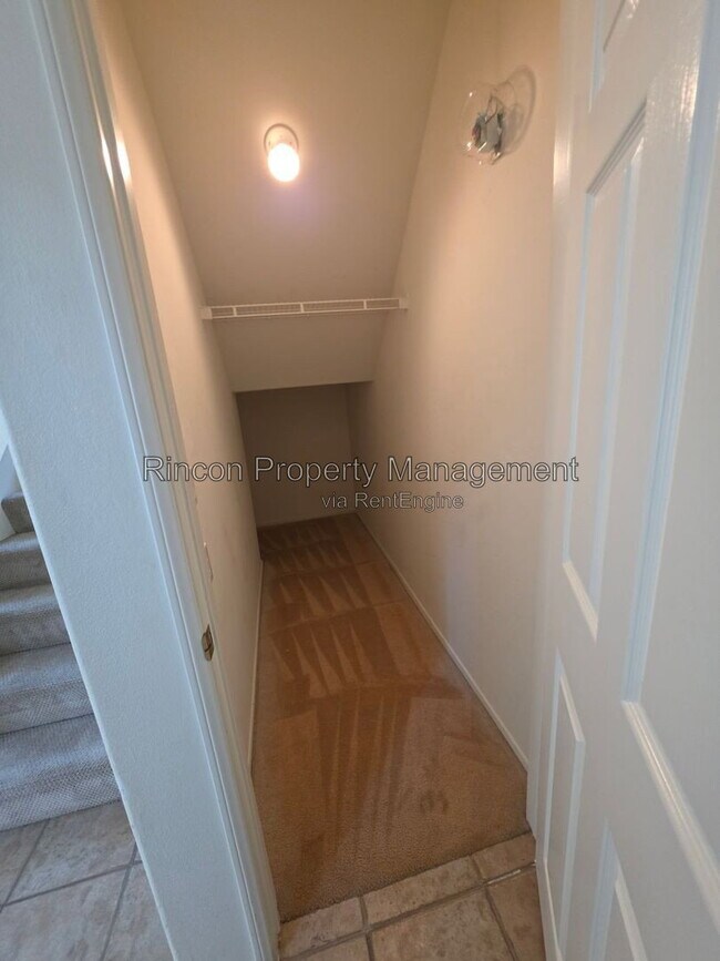 Building Photo - 2525 Villamonte Ct