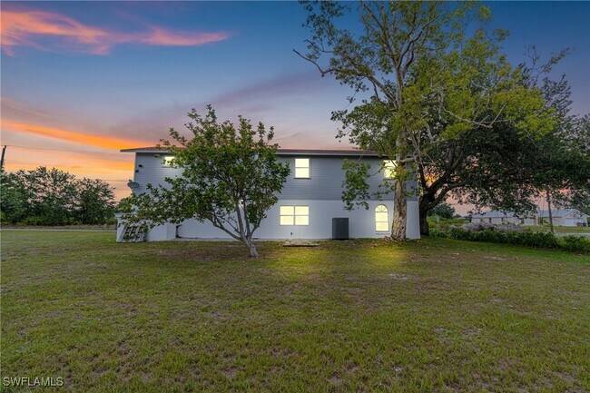 Building Photo - 3303 6th St SW