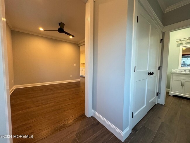 Building Photo - 67 W Sunset Ave