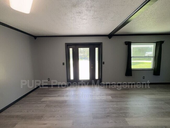 Building Photo - 12300 SE 128th Ct