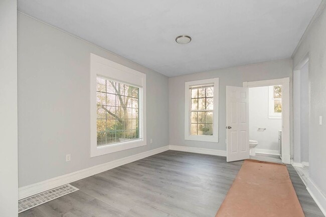 Building Photo - Special Offer: February Rent Free with App...