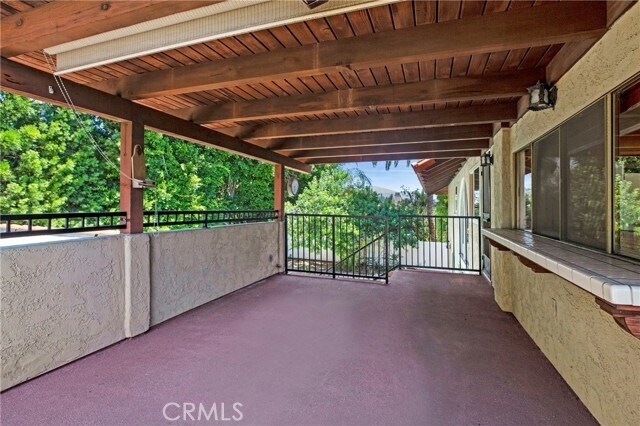 Building Photo - 1731 La Loma Dr