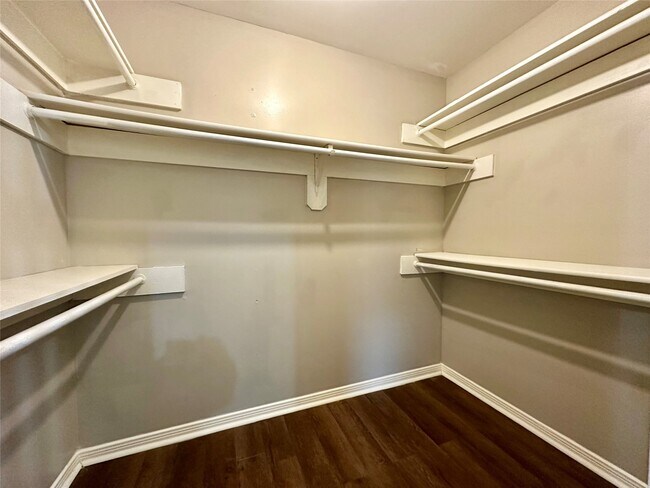 Building Photo - 8514 Fawn Terrace Dr