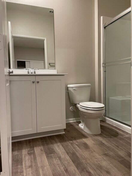 Building Photo - 35289 Sorenstam Dr