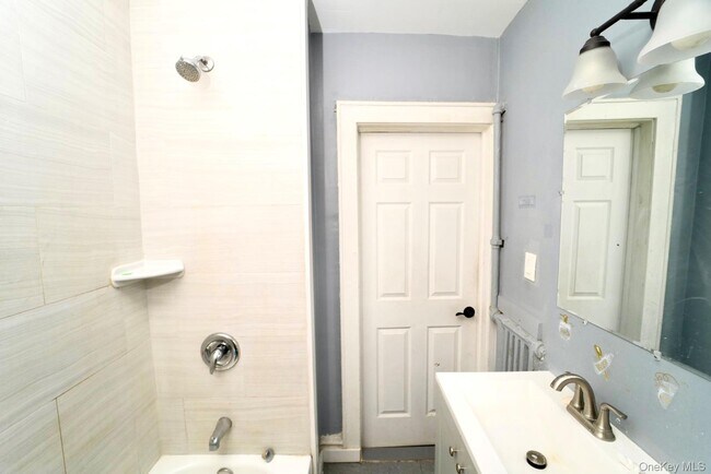 Building Photo - 161 Rockaway Ave