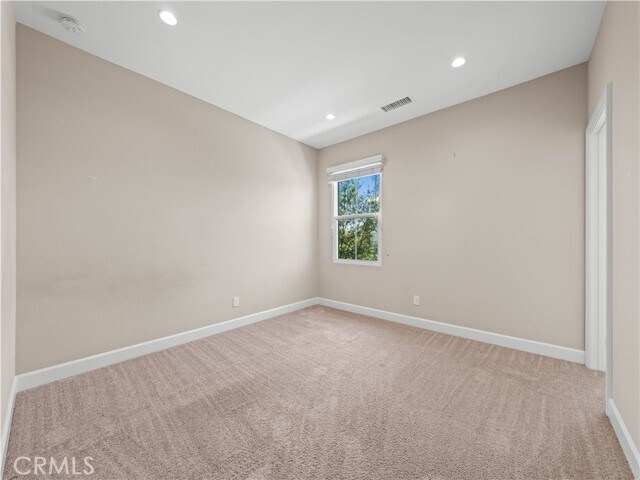Building Photo - 88 Quill