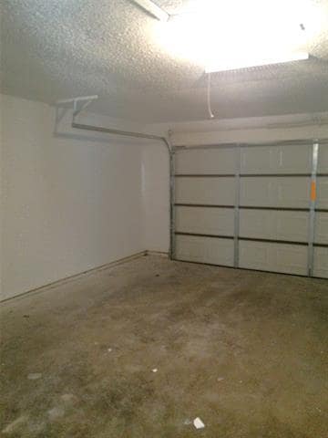 Building Photo - 1617 Brentwood Dr