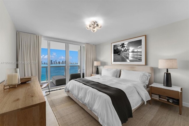 Building Photo - 1900 Sunset Harbour Dr