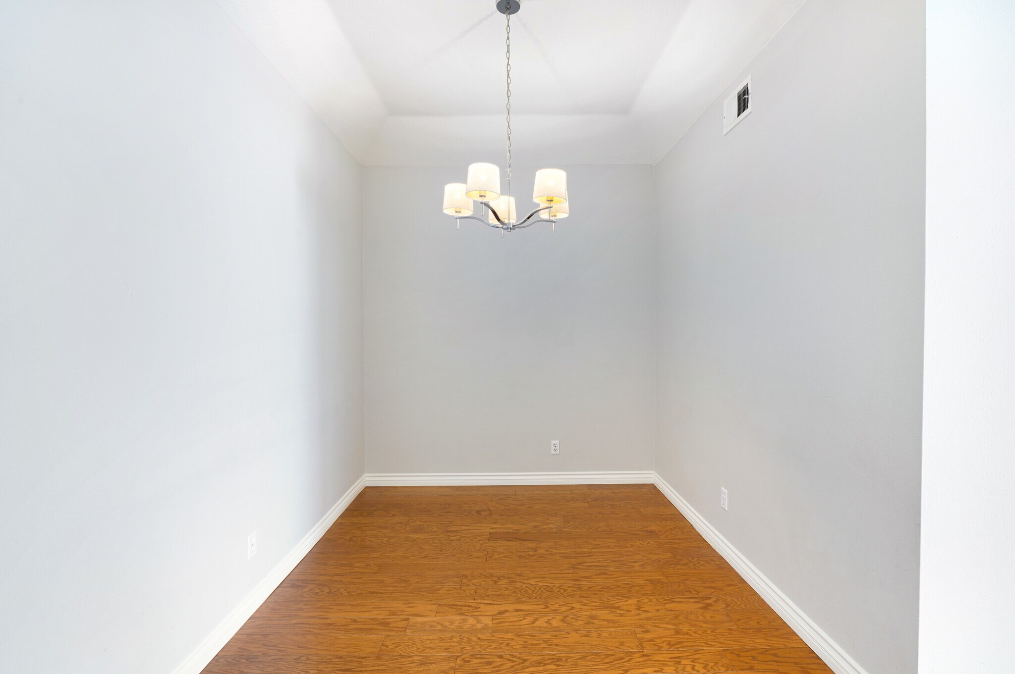 Building Photo - 1820 S Beverly Glen Blvd