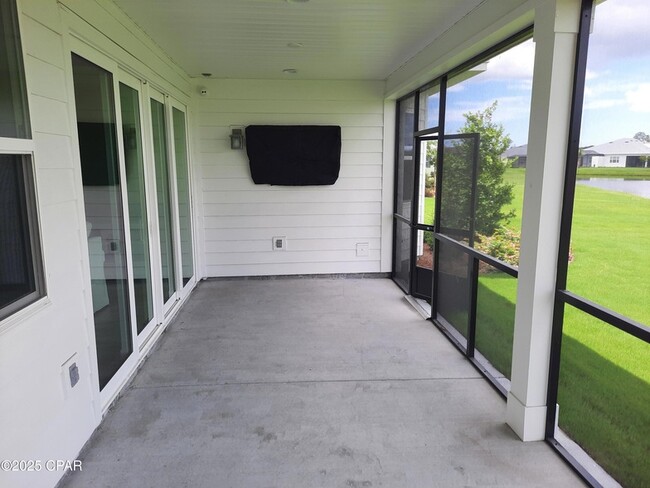 Building Photo - 8436 Coral Reef Wy