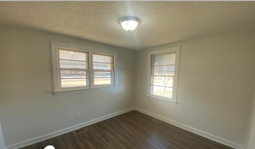 Building Photo - 1138 Live Oak Church Rd