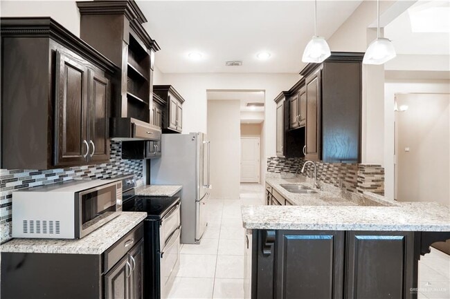 Building Photo - 37 N 45th St