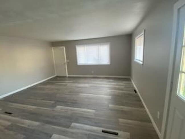 Building Photo - 1704-1706 Harrison St (J&amp;L)