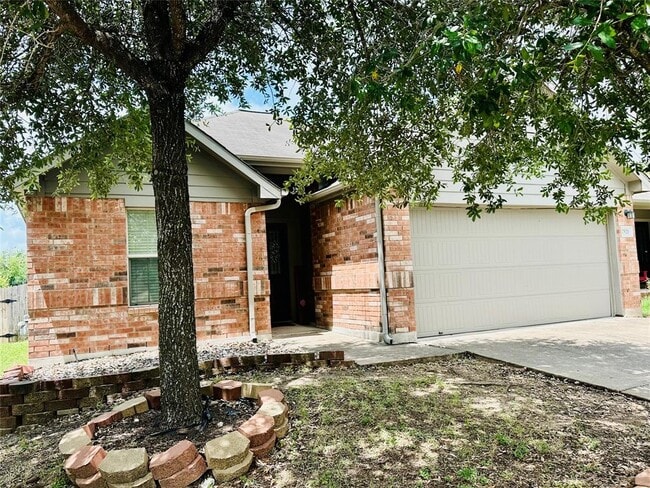 Building Photo - 7521 Cedar Edge Dr