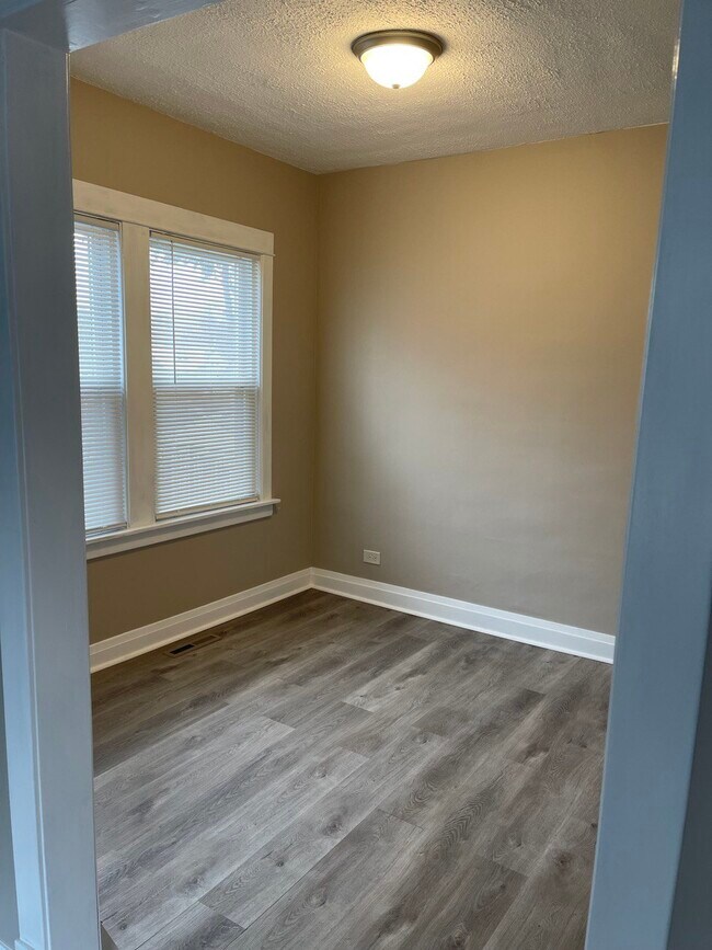 Main Bedroom04 - 5434 N Lotus Ave