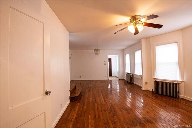 Building Photo - 109-40 175th St