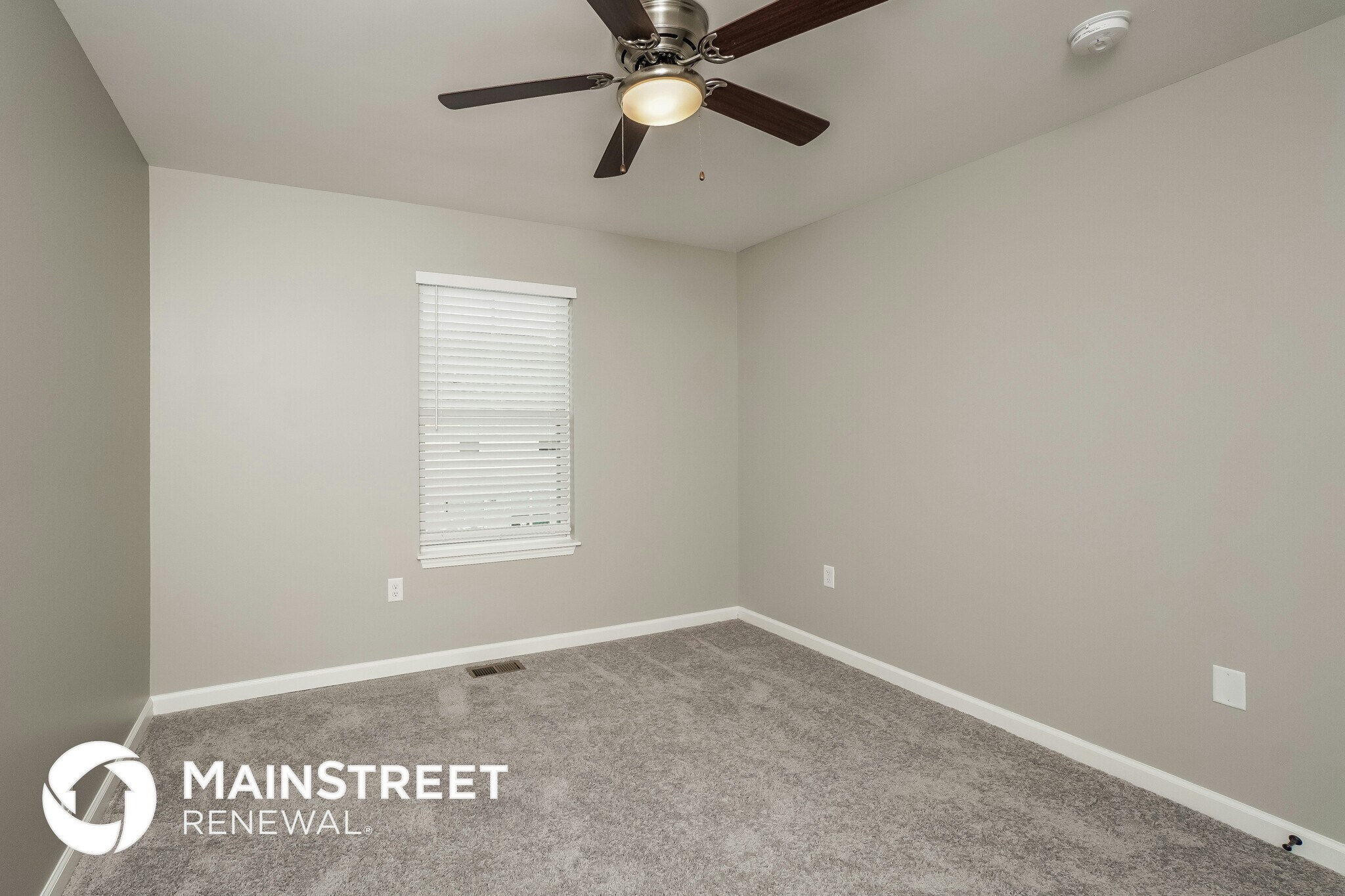 Building Photo - 2081 Paddle Wheel Dr