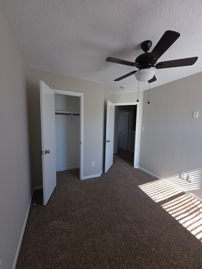 Building Photo - 15146 Grassington Dr