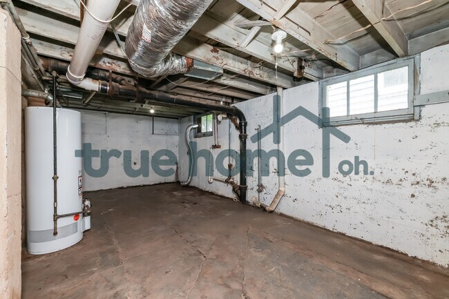 Building Photo - 1333 Central Park Ave