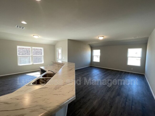 Building Photo - 16126 S 88th E Ave