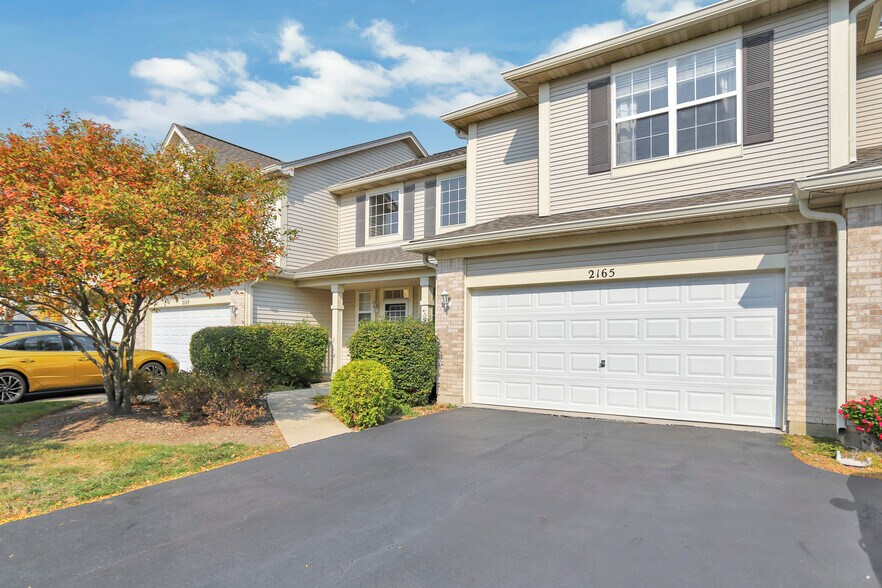 Building Photo - 2165 Sunrise Cir