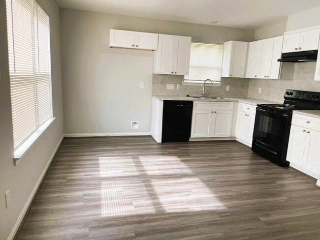 Building Photo - 8005 Talton St