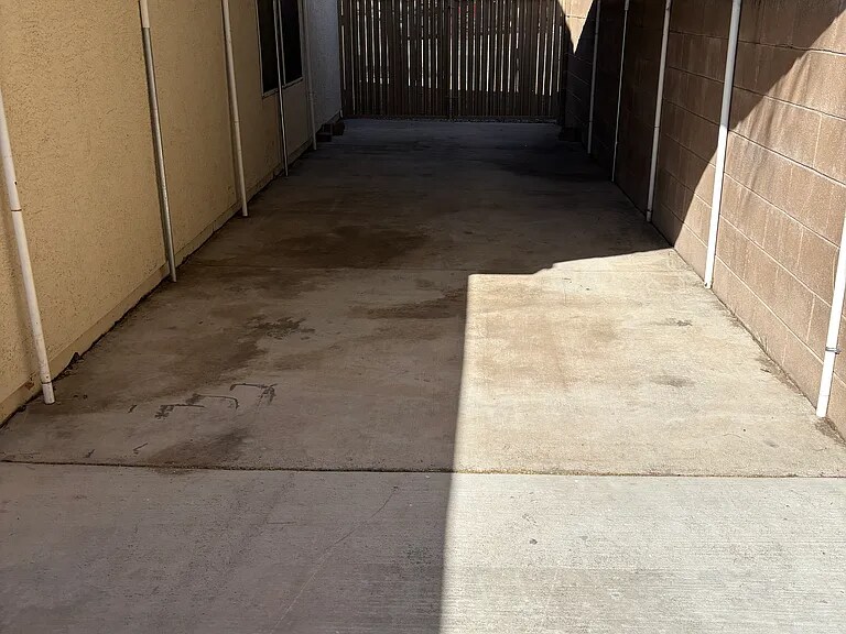 Building Photo - 8019 S Muddy Creek Dr