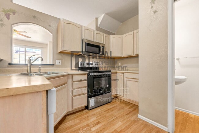 Building Photo - 4141 Outlook Blvd