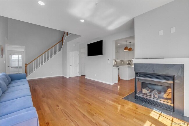 Building Photo - 1200 Half Moon Bay Dr