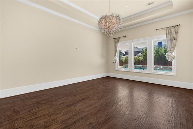 Building Photo - 3759 Broadmoor Way