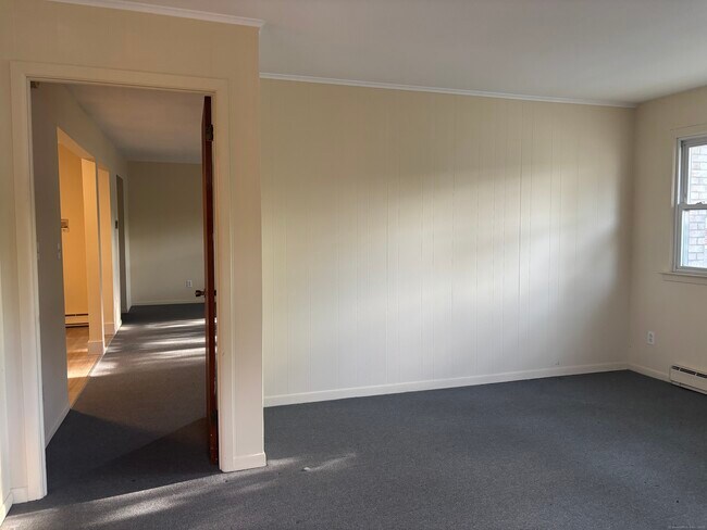 Building Photo - 986 Whalley Ave